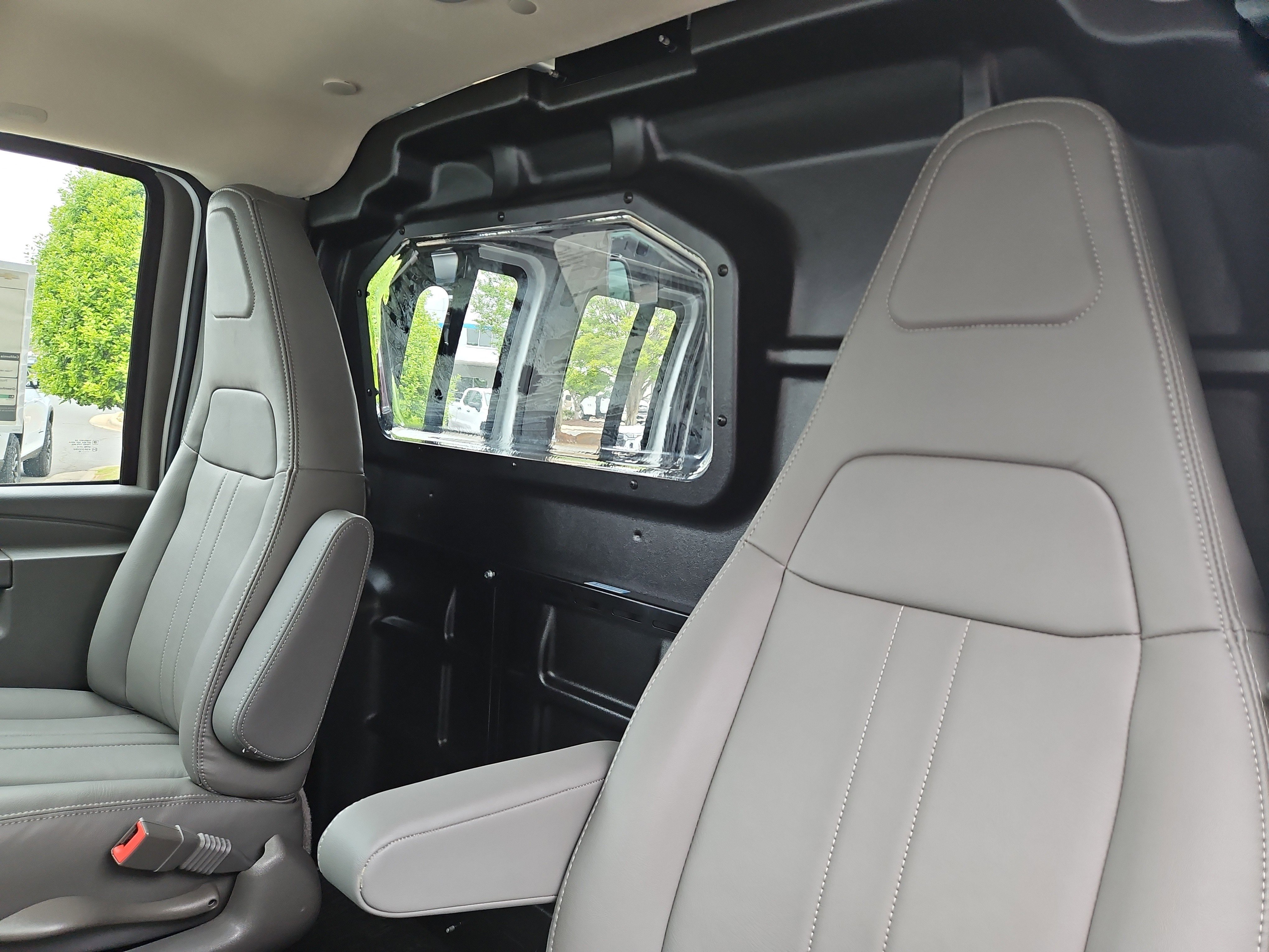 2026 Chevrolet Express Cargo Work Van - Photo 12