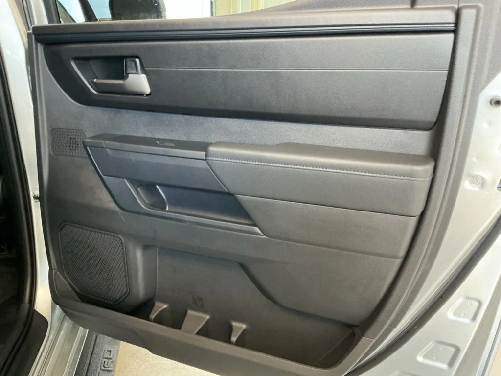 2026 Toyota Tundra SR5 - Photo 26