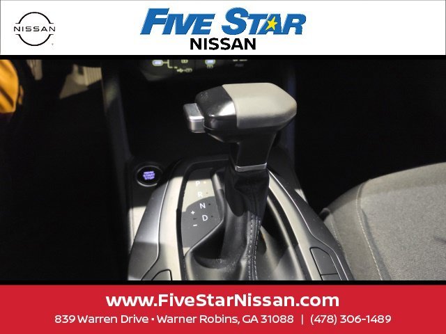 Used 2025 Blue Kia LXS image 12