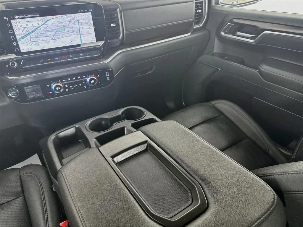 Used 2025 Silver GMC SLT image 28