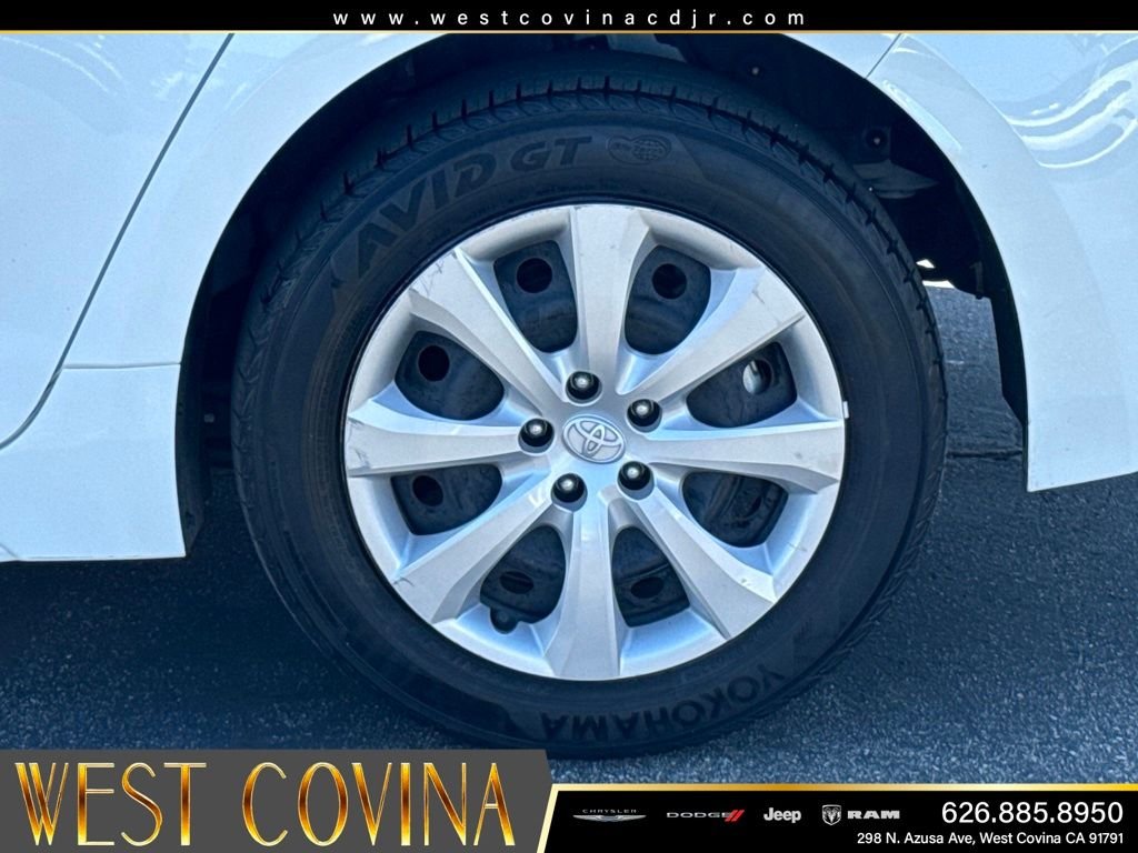 Used 2024 White Toyota LE image 17