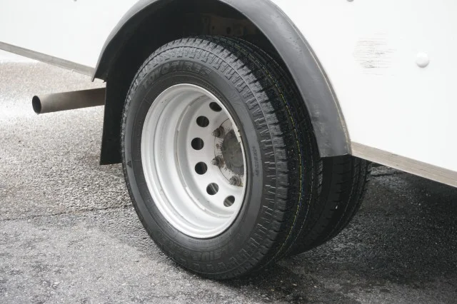 Used 2023 WHITE Ford BASE image 9