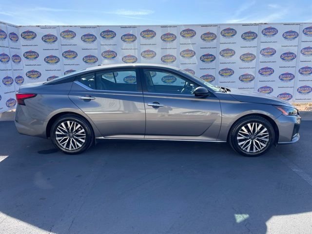 2024 Nissan Altima SV