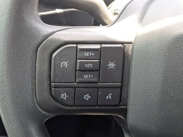 Used 2022 Silver Ford XL image 25