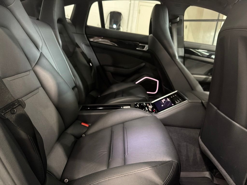 Certified Used 2023  Porsche 4 image 22