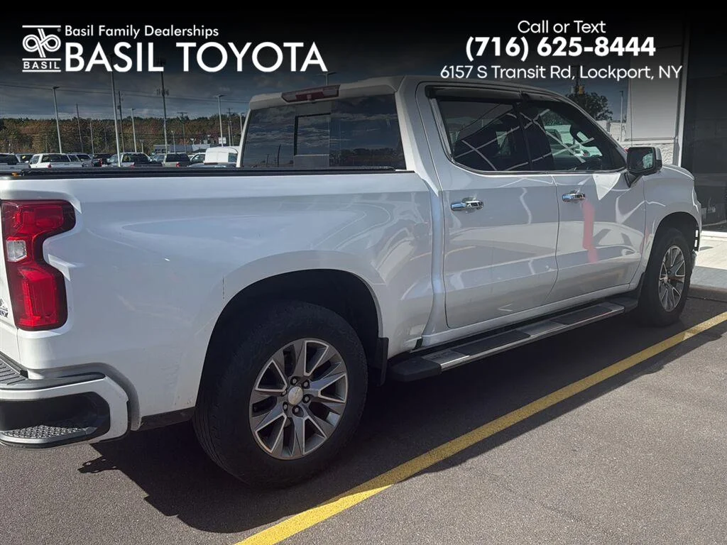 Used 2019 Iridescent Pearl Tricoat Chevrolet High Country image 1