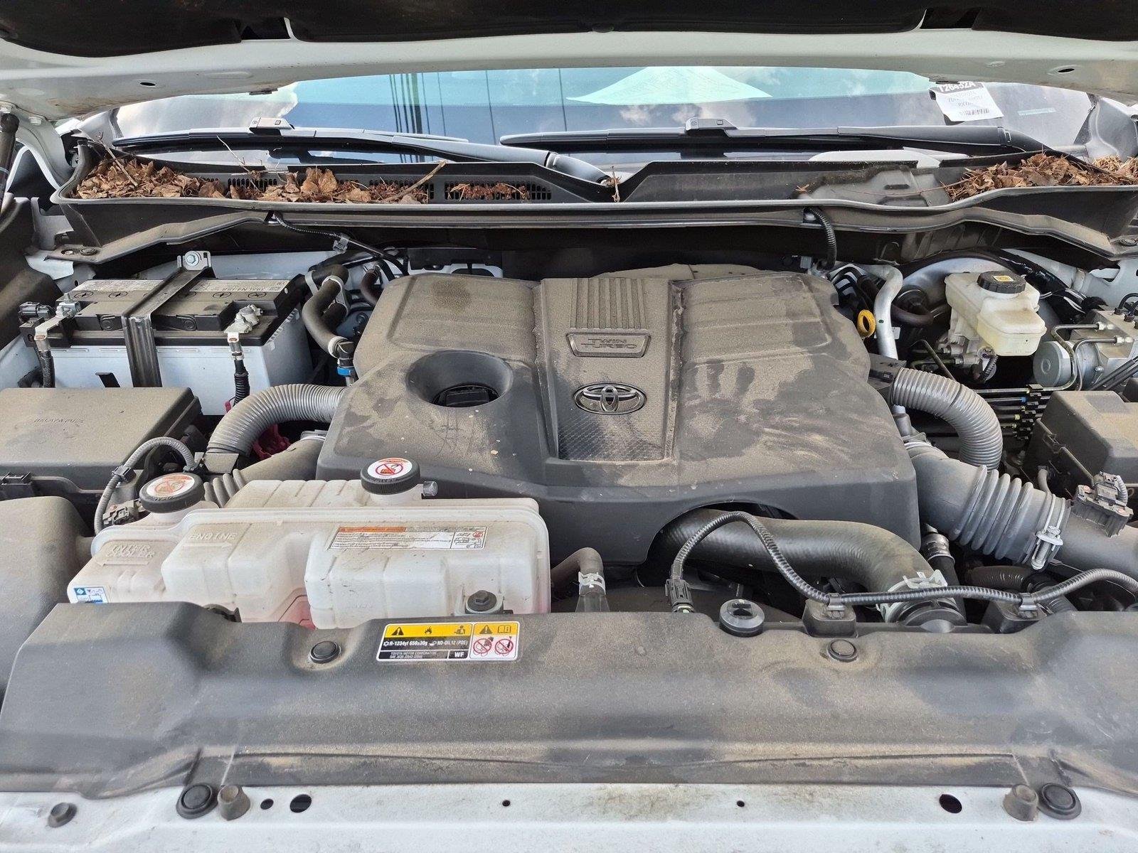 Used 2024 Ice Cap Toyota SR5 image 37