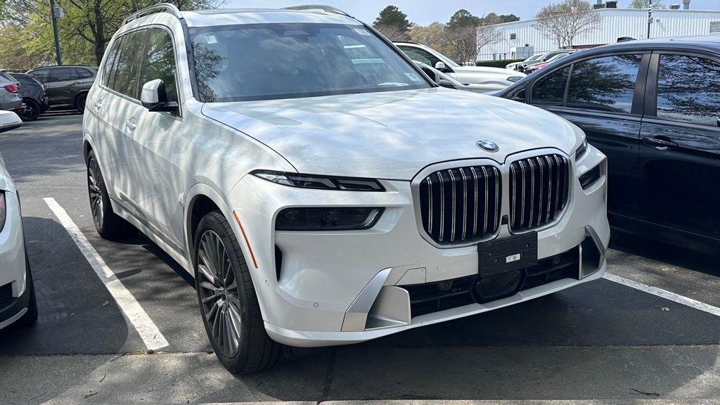 2023 BMW X7 xDrive40i