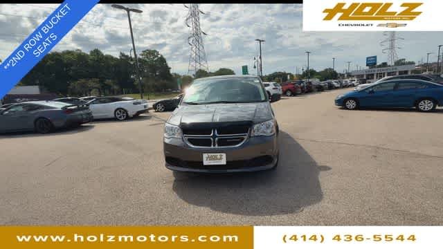 Used 2016 Gray Dodge SE image 3