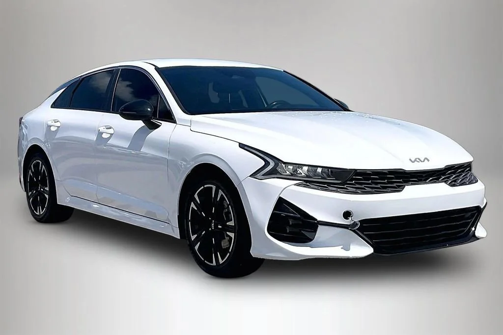 2023 Kia Optima GT-Line FWD's photo
