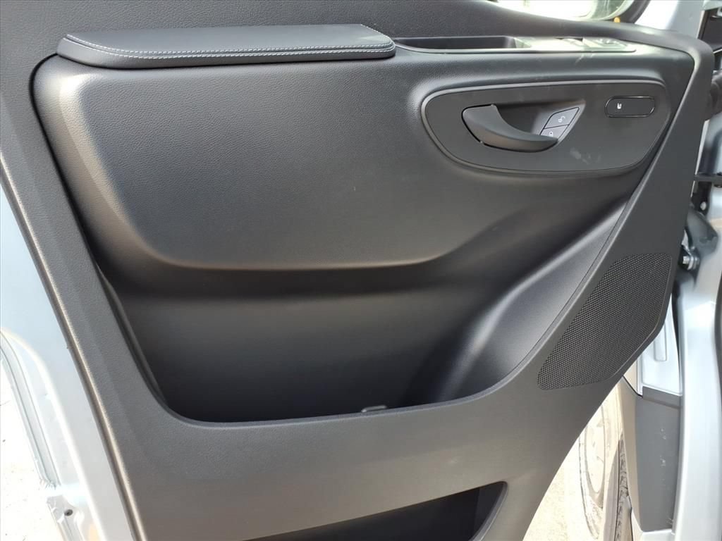 2026 Mercedes-Benz Sprinter Crew Van Base - Photo 37