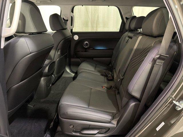 New 2026 Titan Charcoal Pearl Hyundai SEL Premium 8P image 19