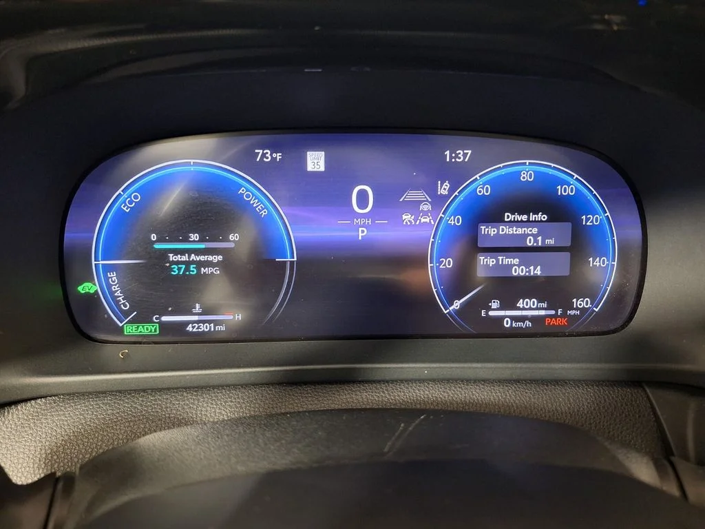 Used 2024 White Toyota Limited image 23