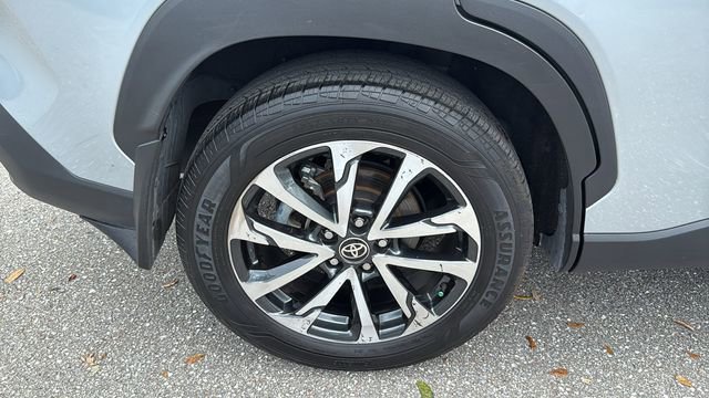 2024 Toyota Corolla Cross XLE - Photo 12