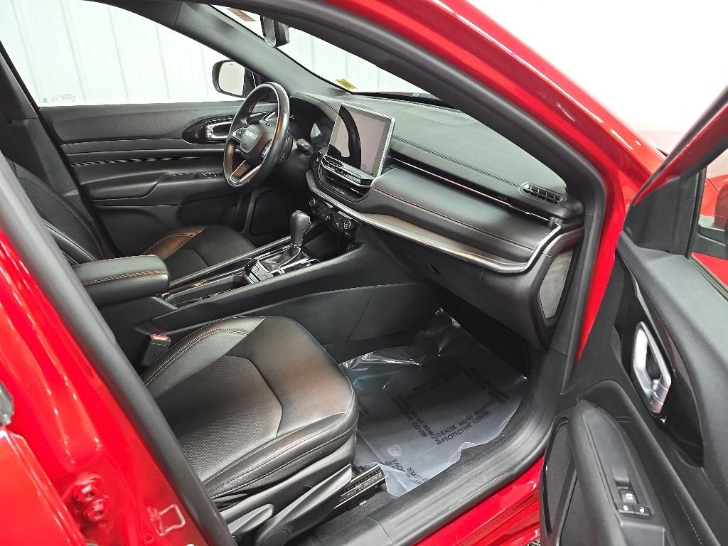 Used 2022 Red Line Jeep Limited image 15