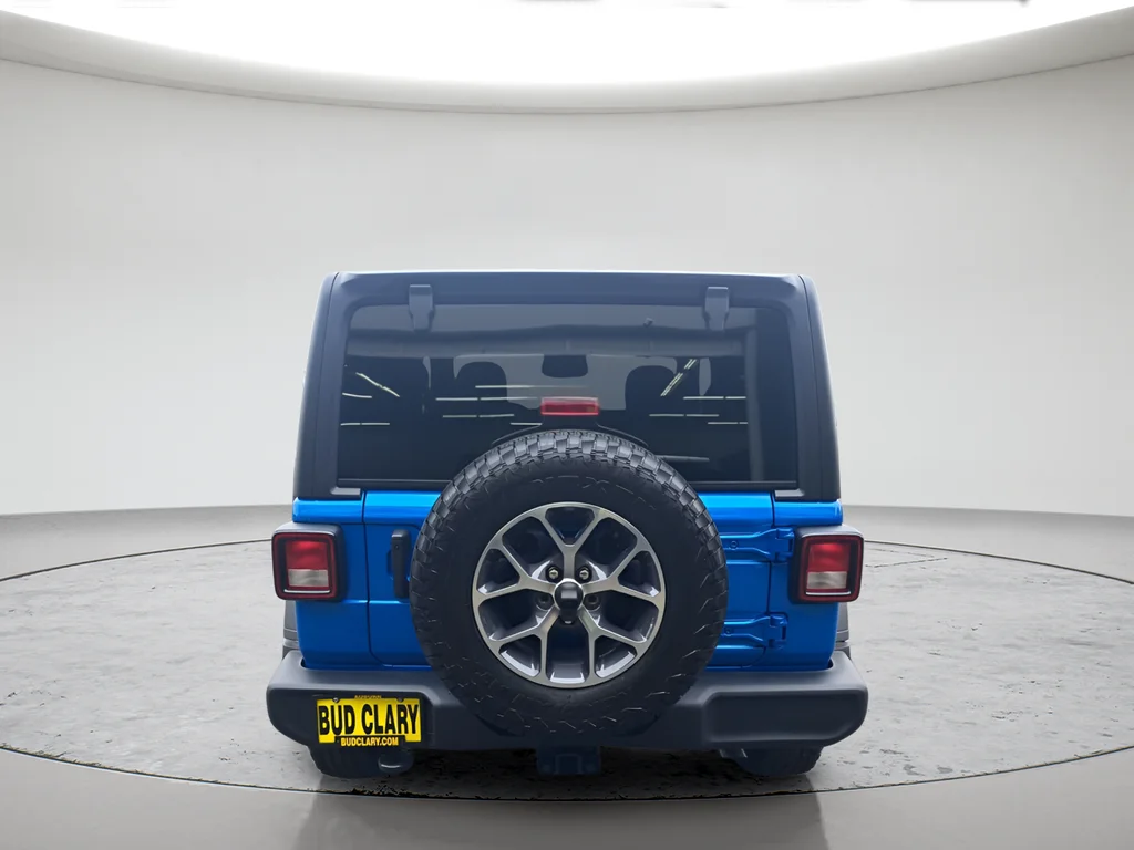 New 2026 Hydro Blue Pearl-Coat Exterior Paint Jeep Sport S image 4