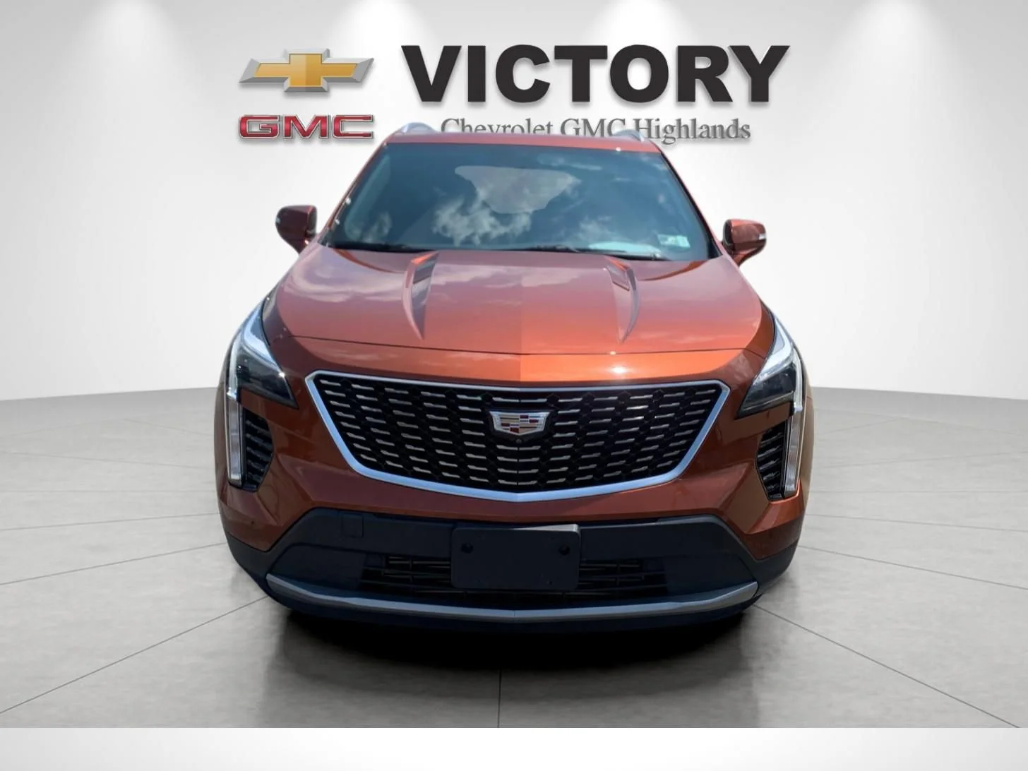Used 2019 AUTUMN METALLIC Cadillac AWD Premium Luxury image 8