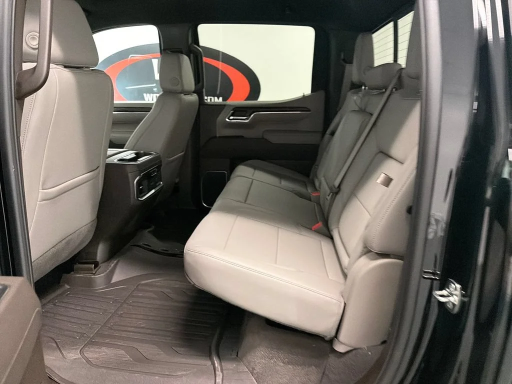 New 2026 Onyx Black GMC SLT image 11