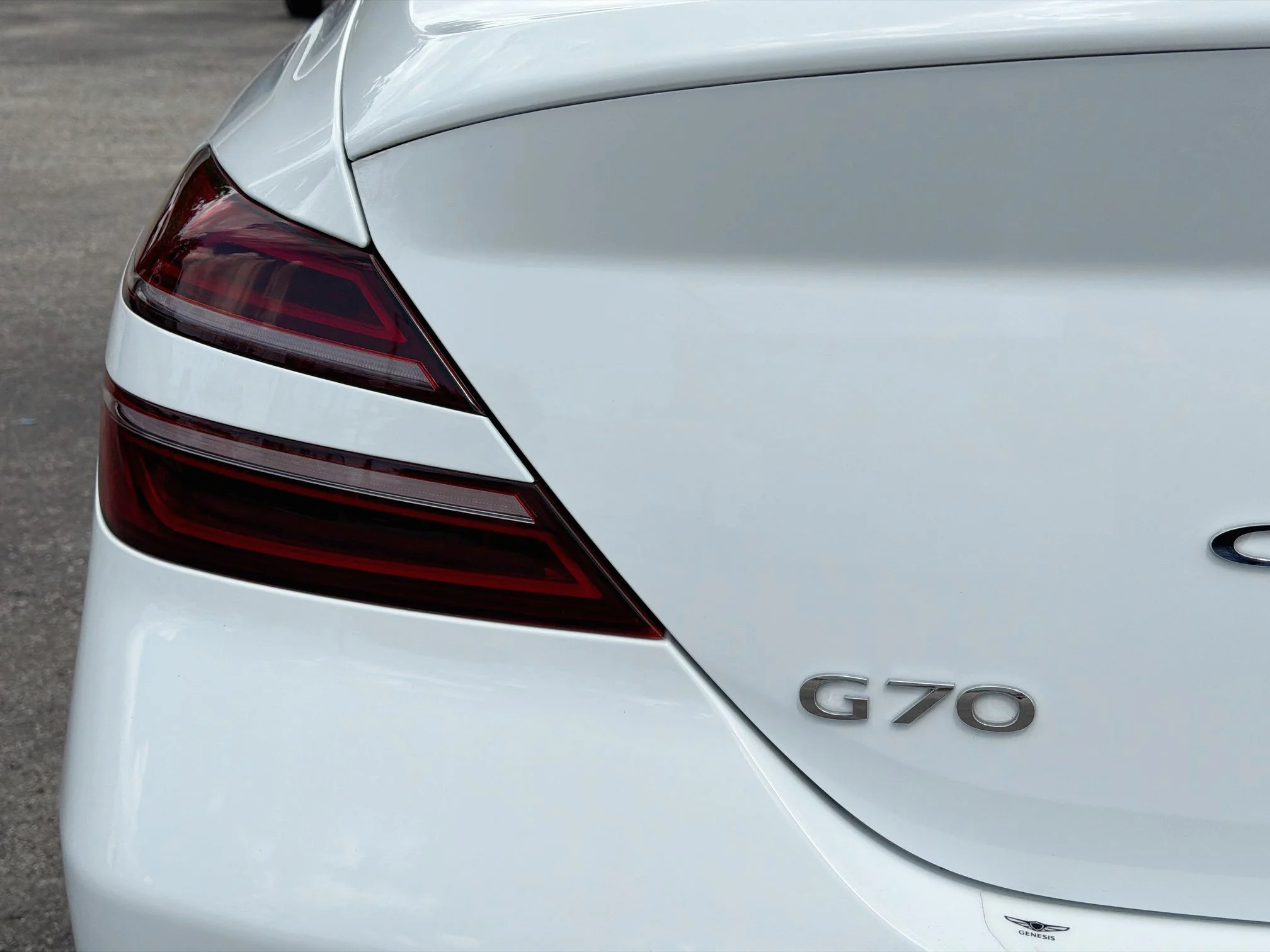 Used 2023 Alta White Genesis 2.0T image 10