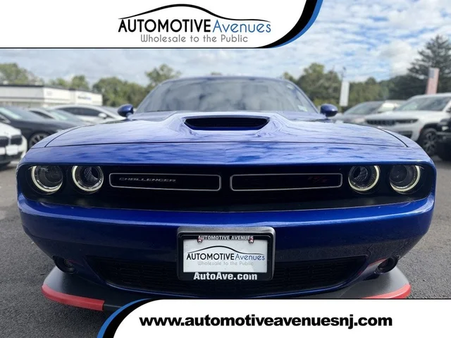 2022 Dodge Challenger R/T RWD w/ Plus Pkg, Driver Convenience Group & 8-Speed Auto
