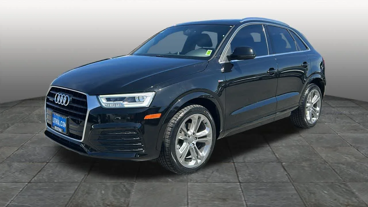 2016 Audi Q3 2.0T quattro tiptronic Prestige's photo