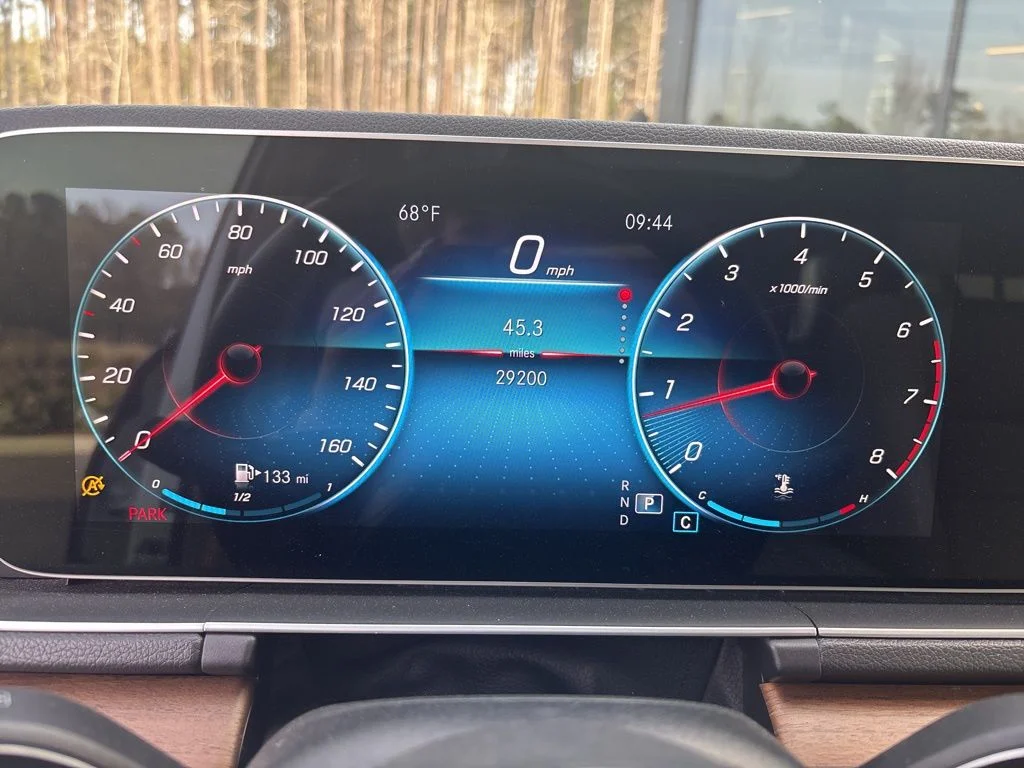 Used 2022 White Mercedes-Benz GLE 350 image 50