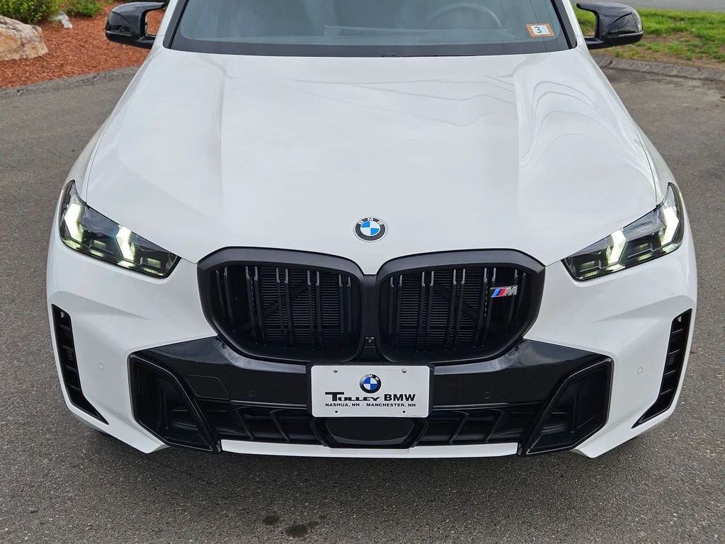 Certified Used 2026 White BMW M60i image 8