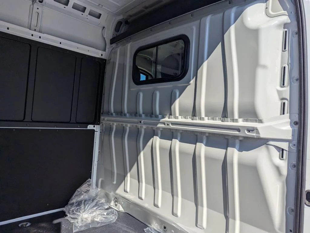 New 2026 Bright White Clear-Coat Exterior Paint RAM Tradesman image 10