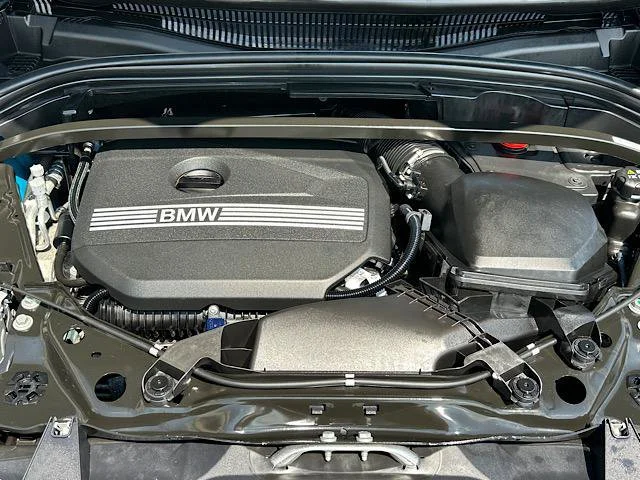 Certified Used 2024 Blue Bay Lagoon Metallic BMW xDrive28i image 12