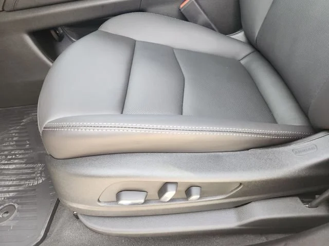 2025 Cadillac XT5 Premium Luxury - Photo 19