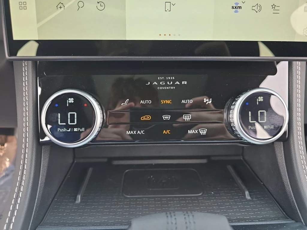 2026 Jaguar F-Pace R-Dynamic S - Photo 21