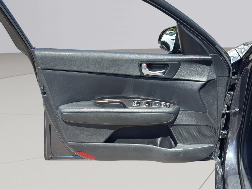 Used 2019 Gray Kia EX image 10