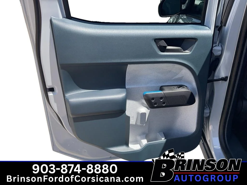New 2026 Space White Metallic Ford XLT image 6