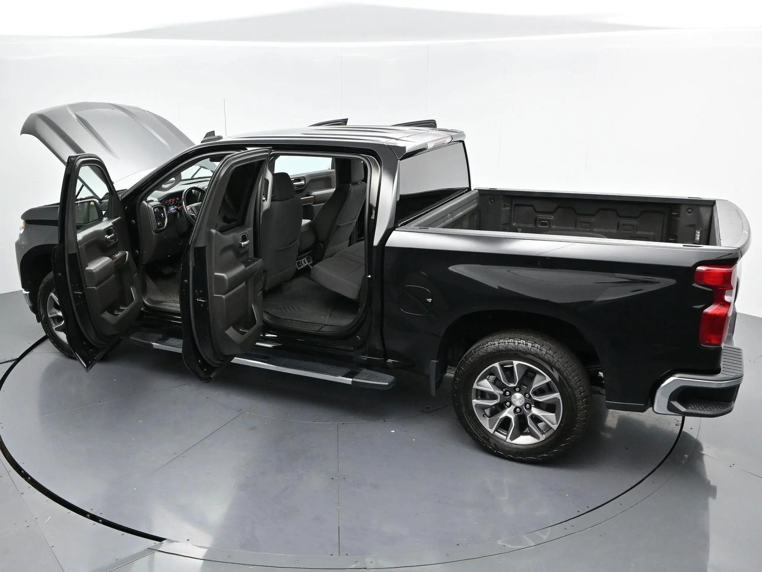 Used 2022 Black Chevrolet LT image 40