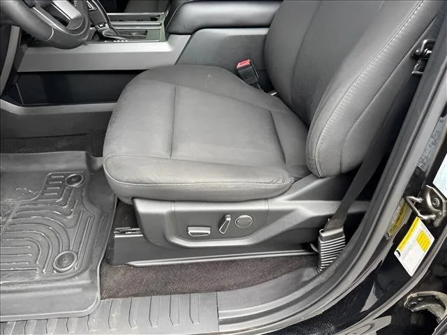 Used 2018 Black Ford XLT image 6