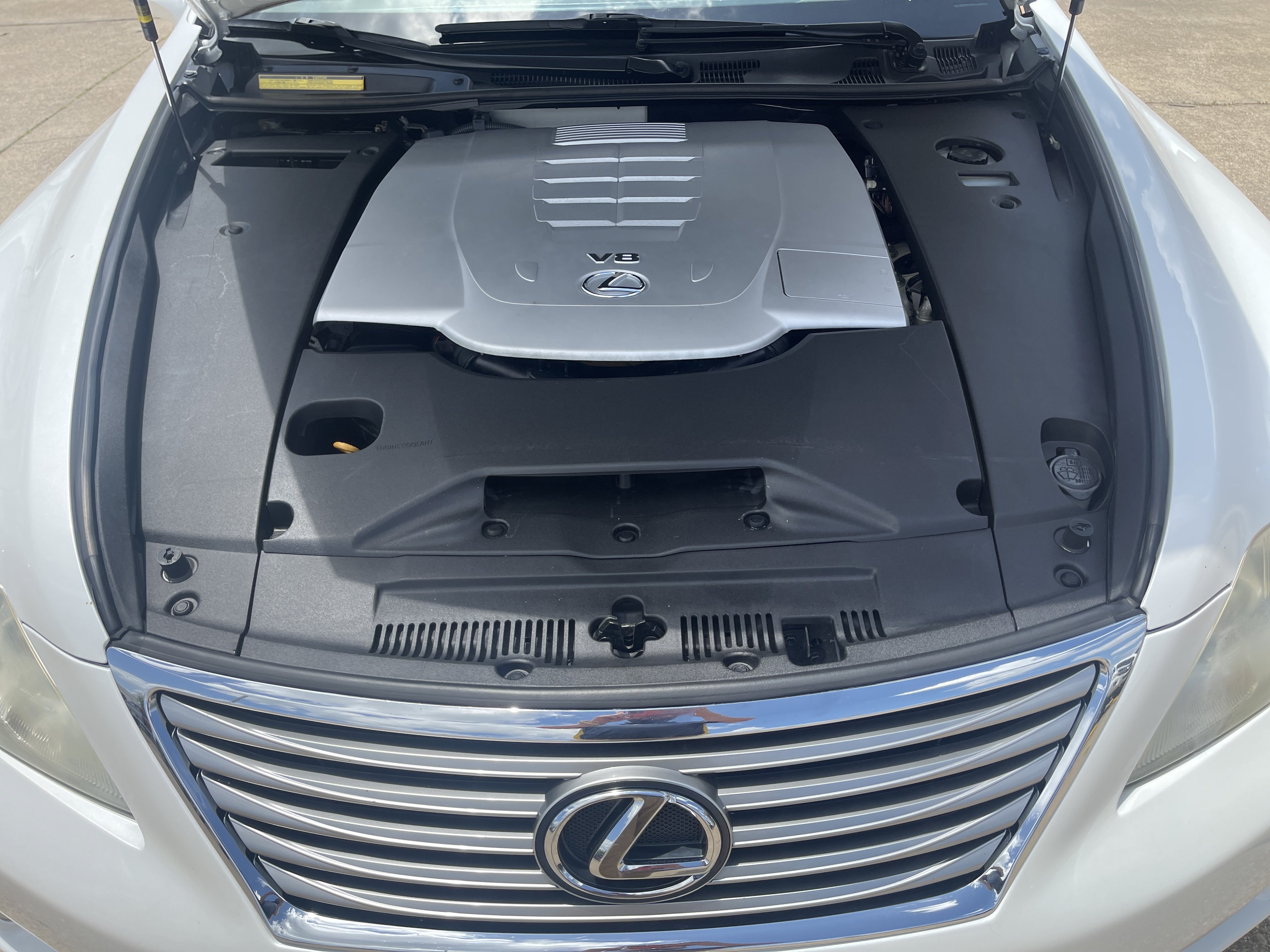Used 2012 Starfire Pearl Lexus 4DR SDN RWD image 28