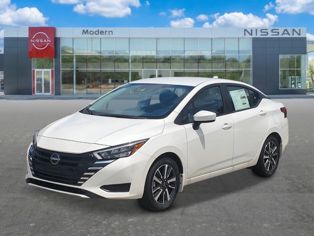 2025 Nissan Versa 1.6 SV CVT's photo
