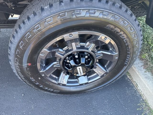New 2026 Oxford White Ford F-350® XL image 13