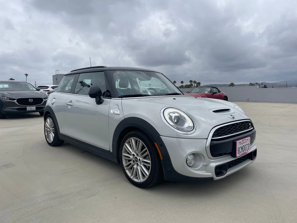 2018 MINI Cooper S's photo