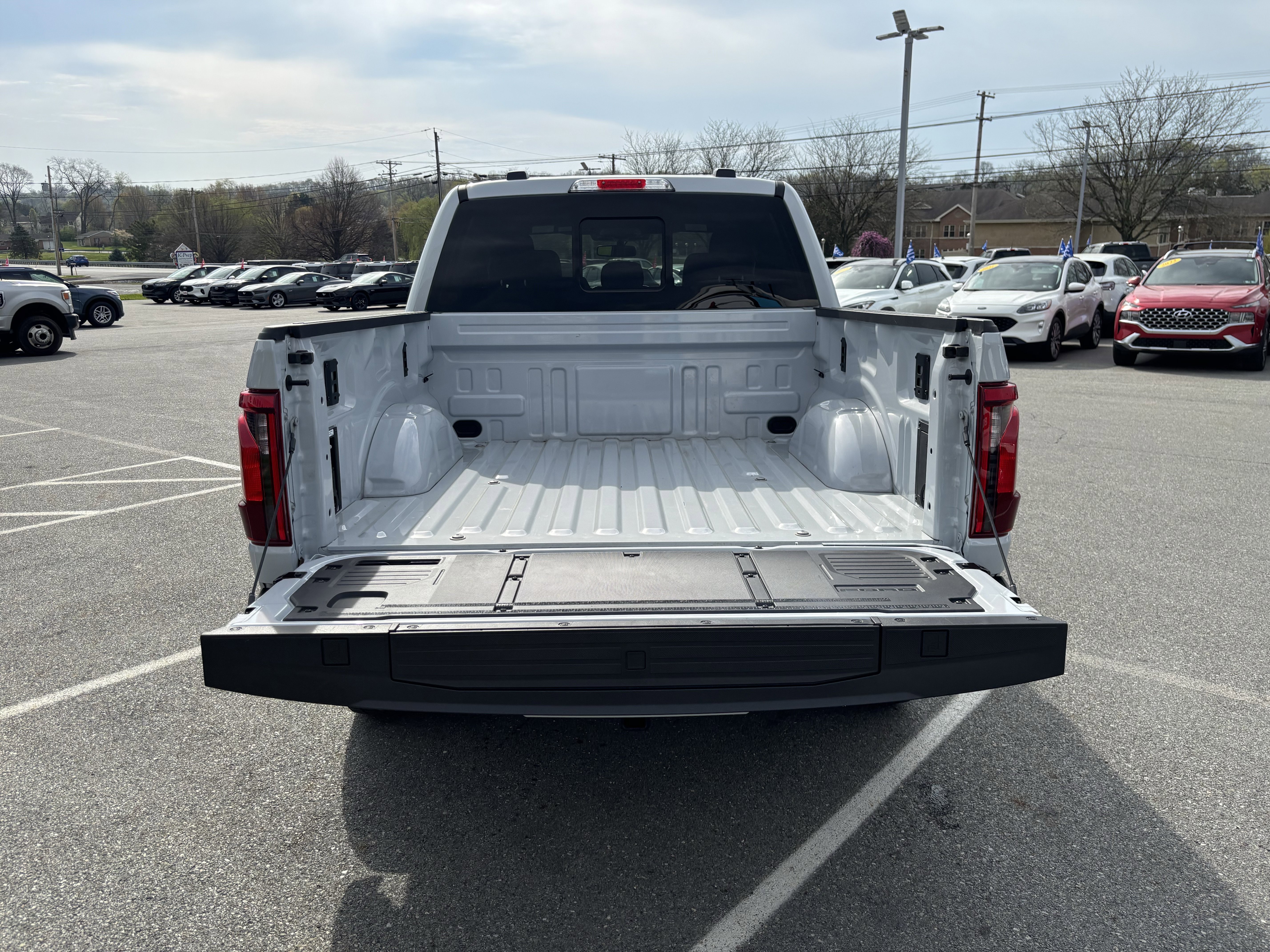 2025 Ford F-150 XLT - Photo 30