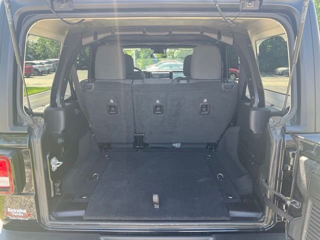 Used 2024 Black Jeep Sport S image 23