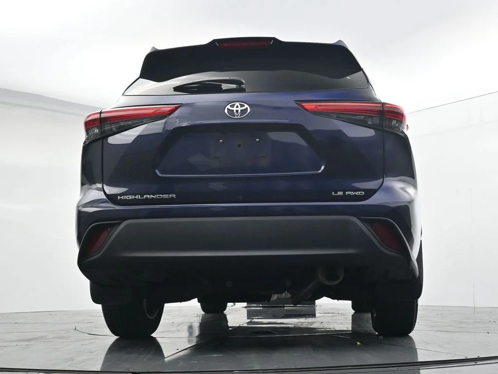 Used 2023 Blue Toyota LE image 21