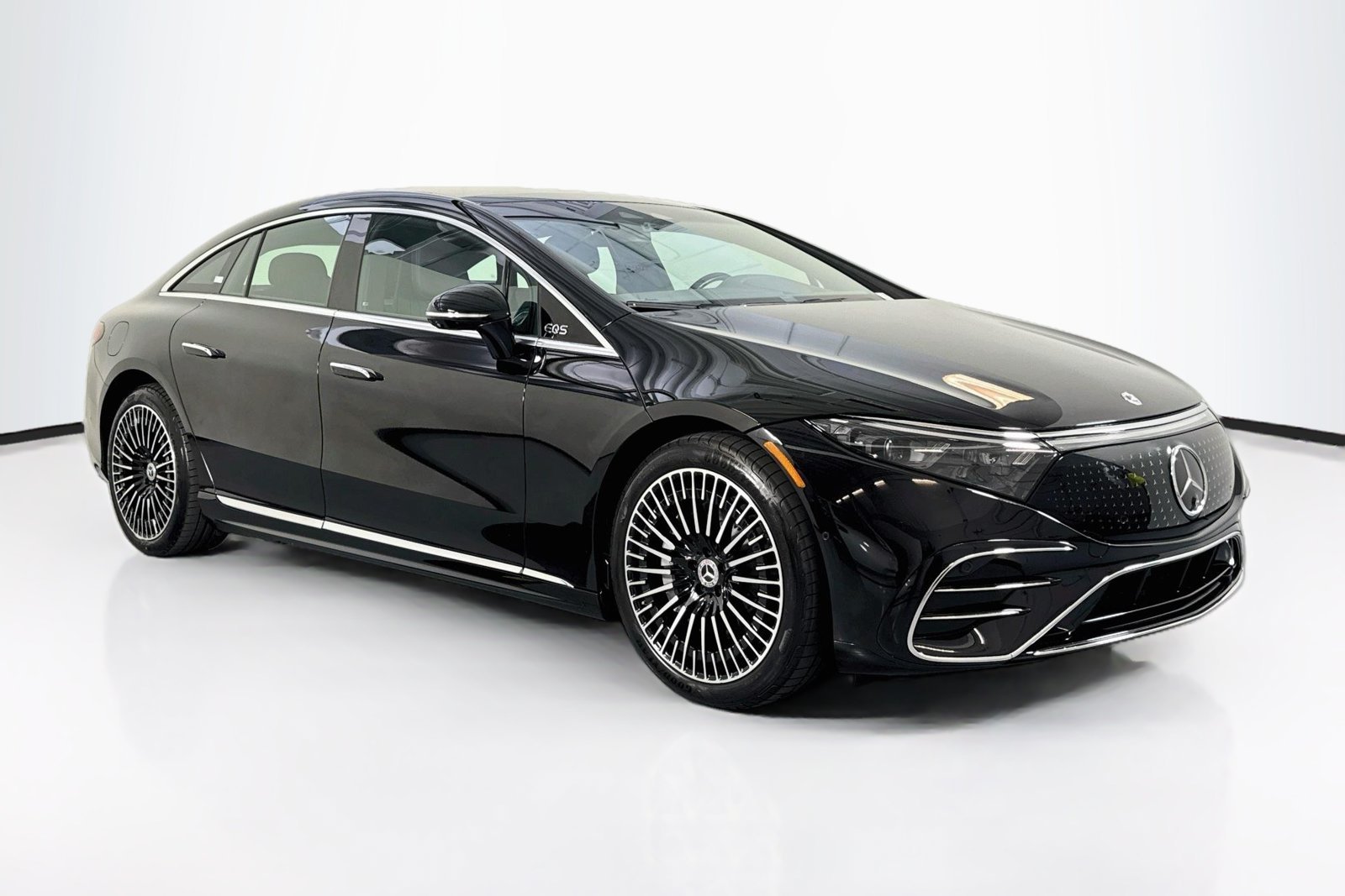 Certified Used 2024 Obsidian Black Metallic Mercedes-Benz EQS 450+ image 3