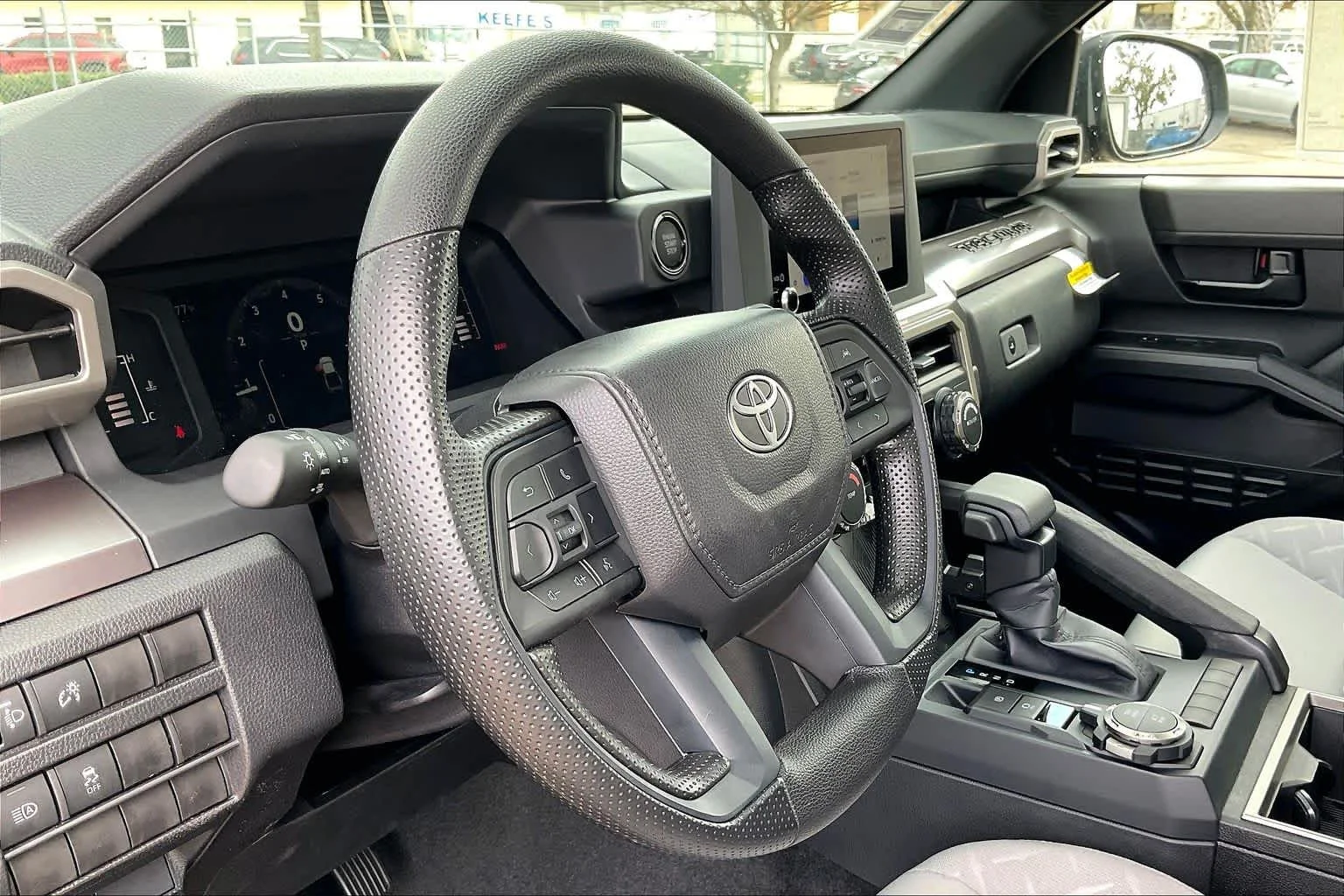 2026 Toyota Tacoma SR5 - Photo 6