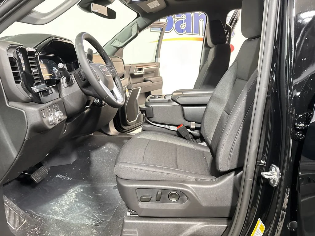 New 2026 Onyx Black GMC Elevation image 10