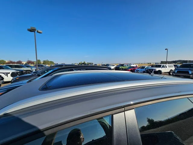 Used 2022 Tourmaline Blue Metallic Volkswagen 2.0T SE w/Technology image 12