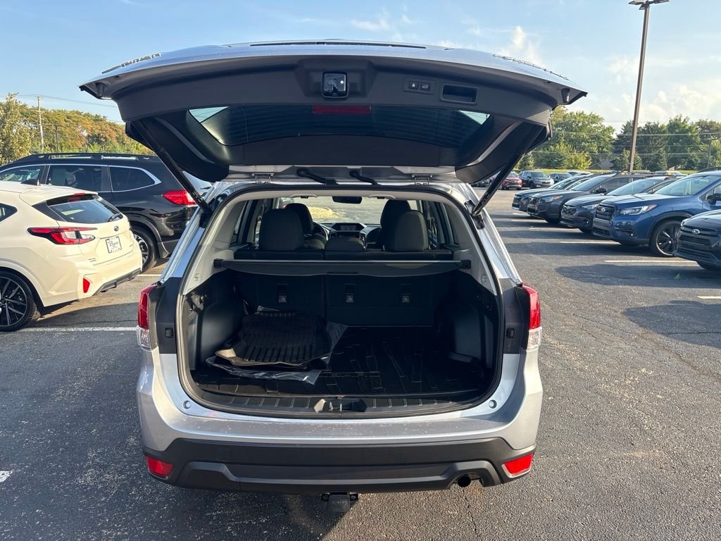 Certified Used 2023 Silver Subaru Premium image 8