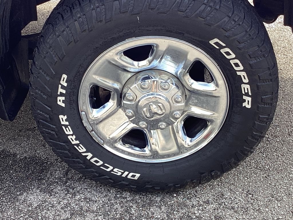 Used 2021 White Ram Tradesman image 18
