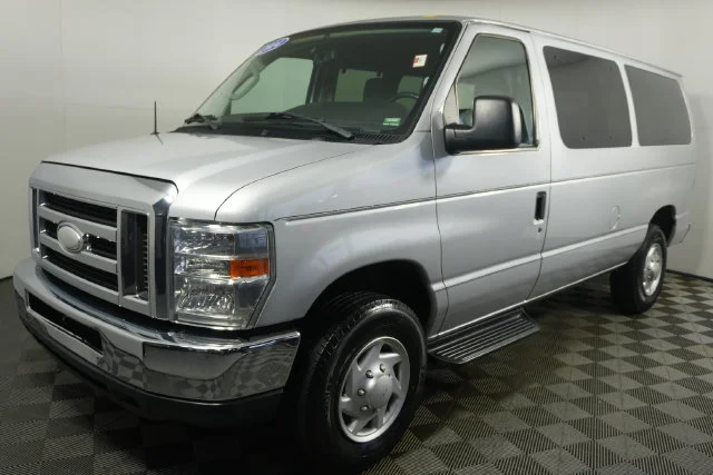 Used 2014 Ingot Silver Metallic Ford XLT image 7
