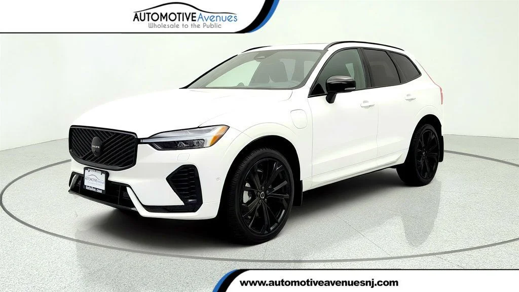 2026 Volvo XC60 T8 Ultra Black Edition Theme AWD's photo